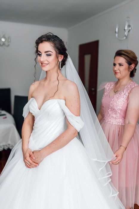 Suknia ślubna typu Princessa