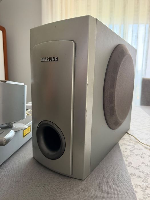 Vendo Leitor de CD e Rádio