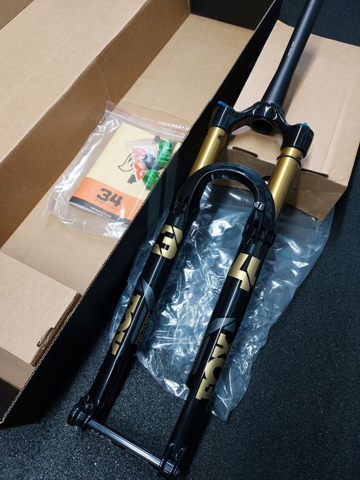 2025 Nowy amortyzator Fox Factory 34 120mm Step-Cast 29 BOOST Grip SL