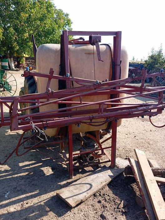 Оприскувач до трактора 400л, 300л