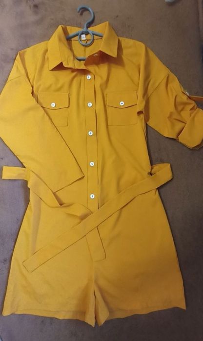 Комбінезон з шортами