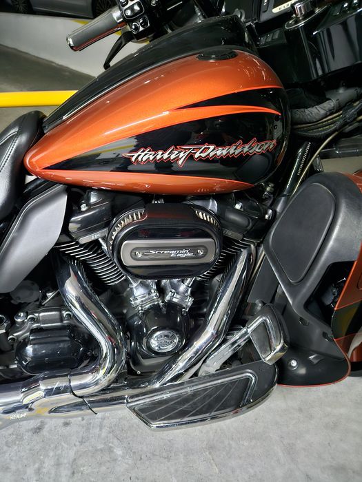 Harley davidson street glide cvo 2017