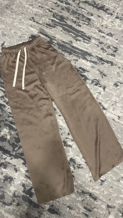 Жіночі штани кльош