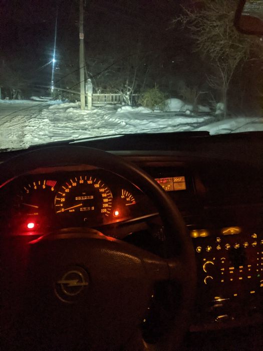 Опель омега Б 2,5TD