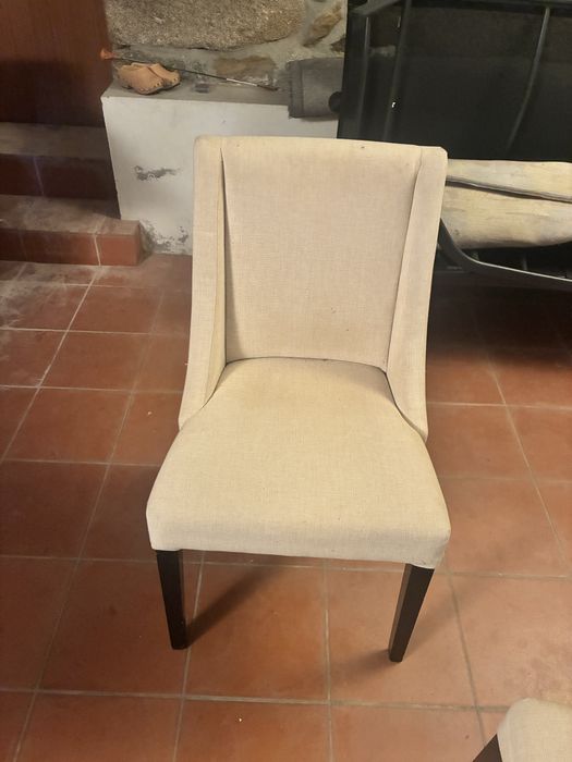 5 Cadeiras almofadadas