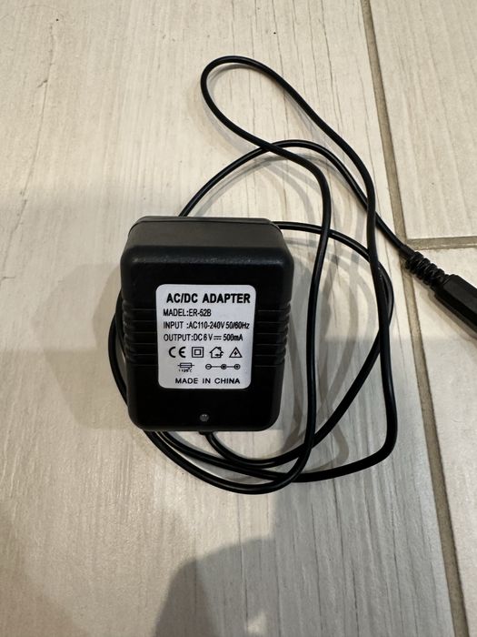 Дитячий електромобіль