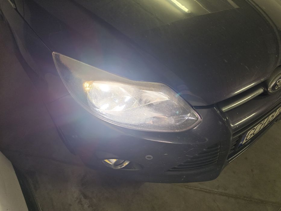Reflektory Ford Focus MK3 2012