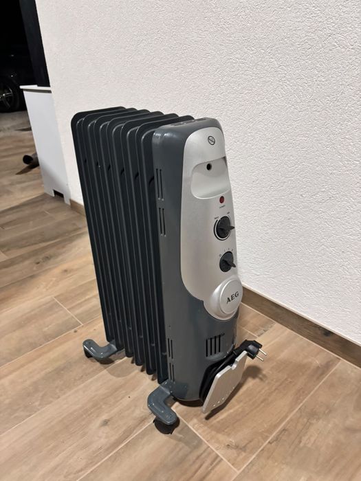 Aquecedor/ Radiador AEG