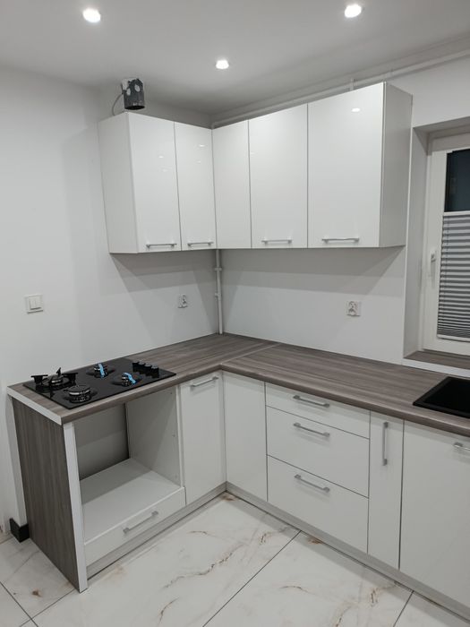 Kuchnia biały połysk