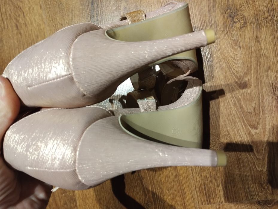 Sandałki damskie szpilki błyszczące paski Bello Star rozm 38