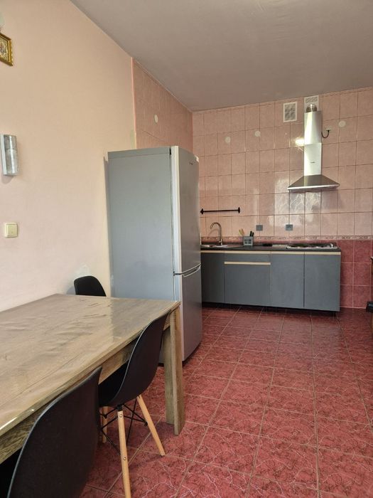 Квартира, студіо, номери, кімнати, будинок, вілла, приватний сектор