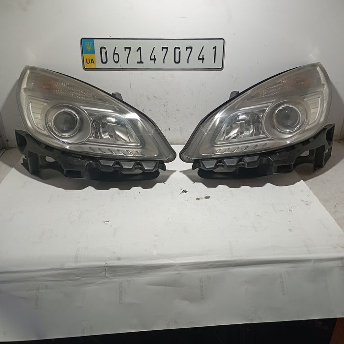 Фара фари Renault Scenic 2 Renault Grand scenic 2 Рено Сценік 2 рестайлінг лінза галоген  2005-2009р