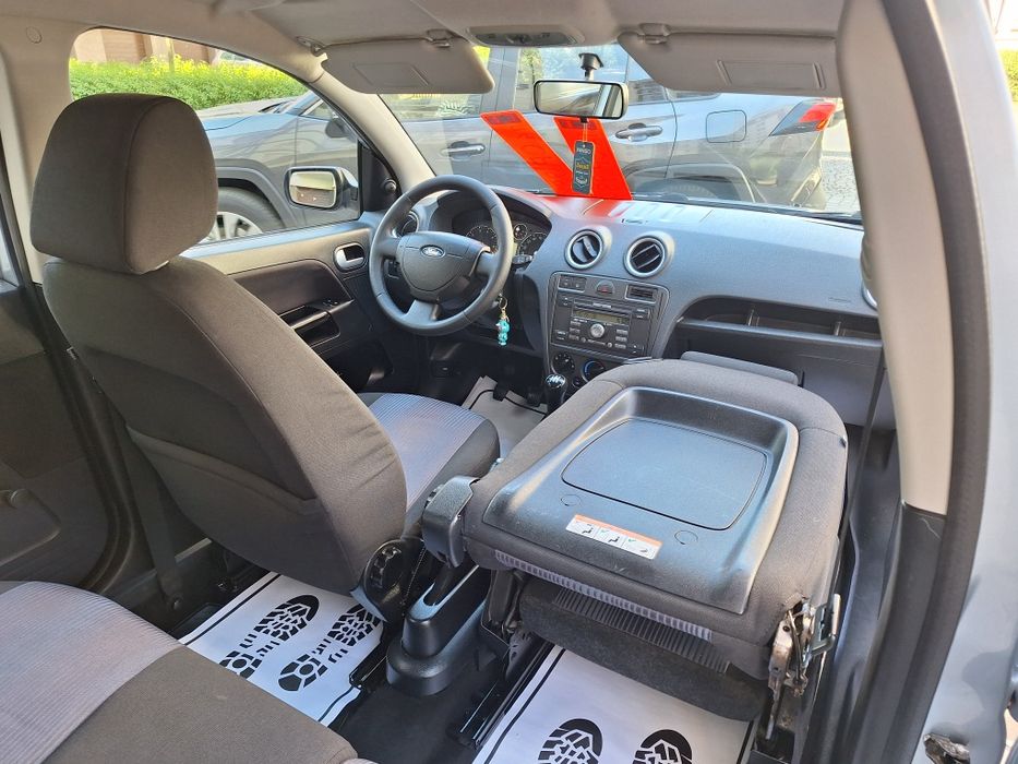 Продам  Ford Fusion 1.4 MPI