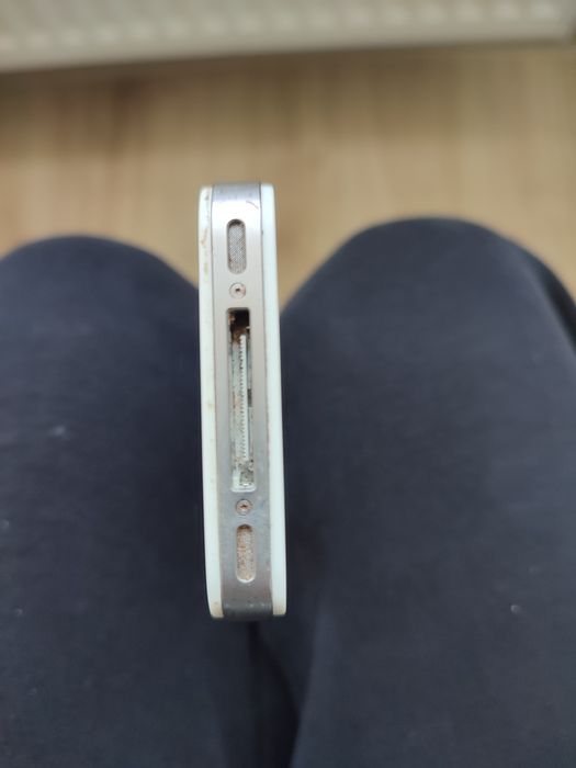 Telefon iPhone 4S