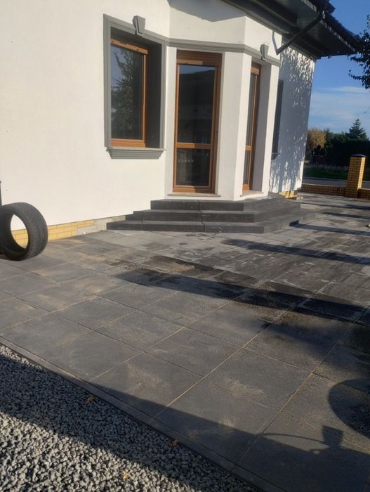 Układanie kostki brukowej