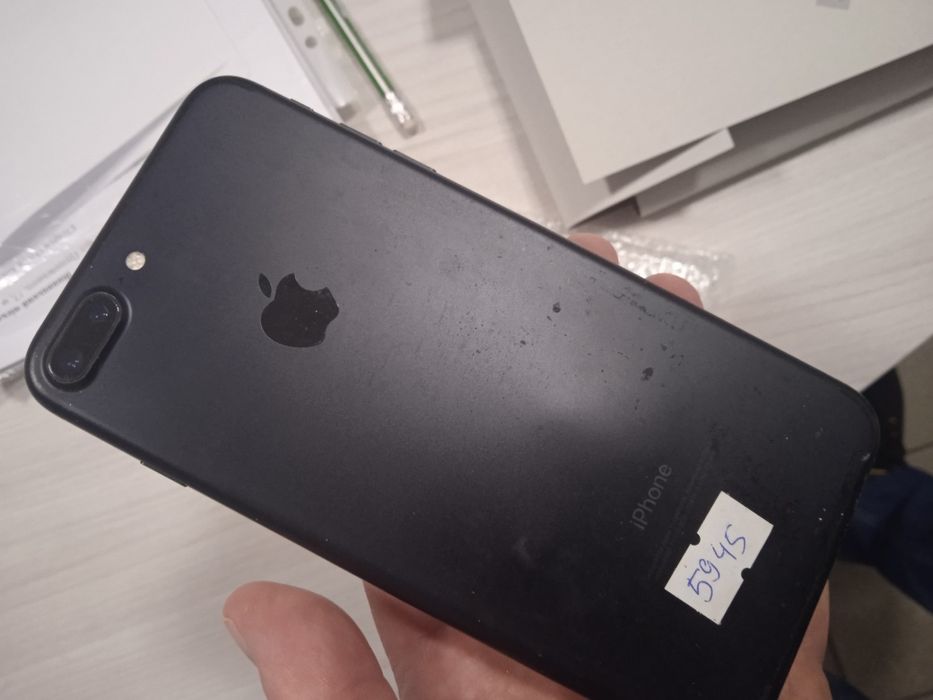 iPhone на запчастини