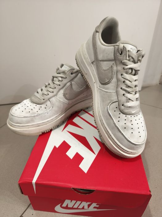 Nike Air Force 1 Luxe "Summit White Light Bone rozm 42,5