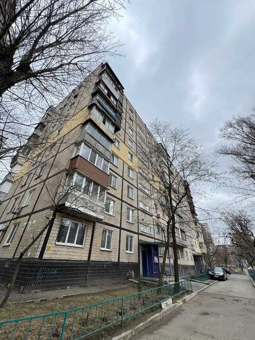 Продам видовую 4к квартиру жм Солнечный