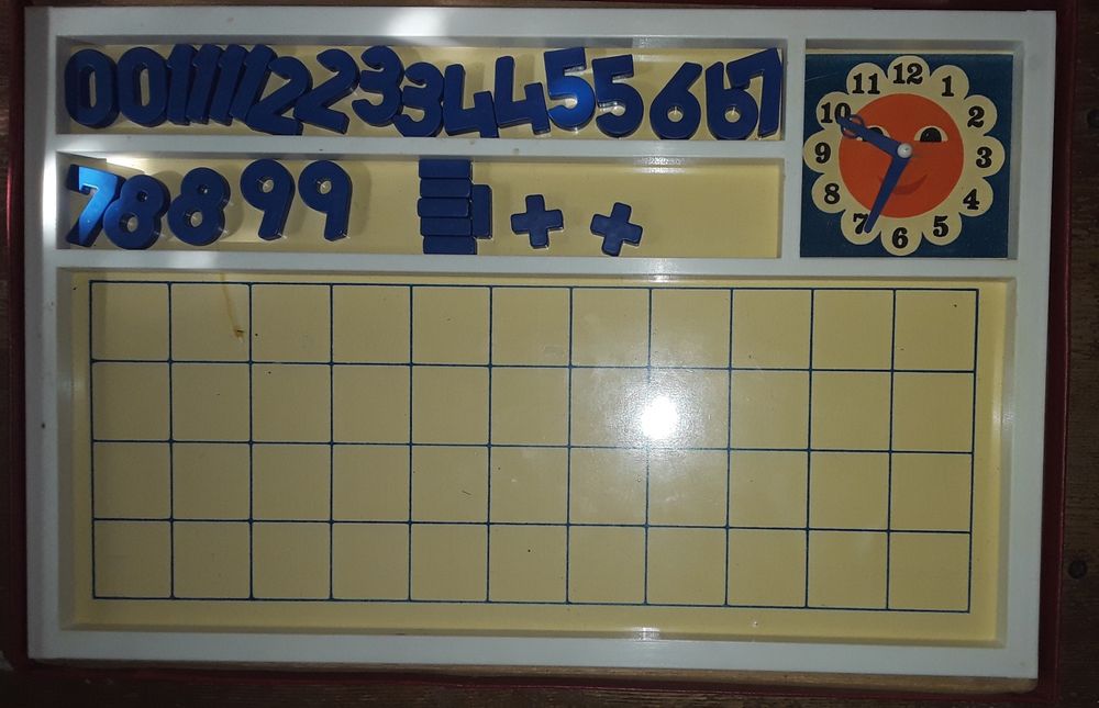 Магнитная математика игра 1981 для детей.Обмін на садовий інструмент