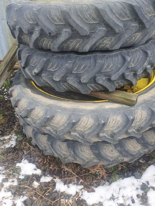 Kola waskie miedzyrzedowe john deere 11,2R32 11,2R46 i 12.4R32 12.4R46