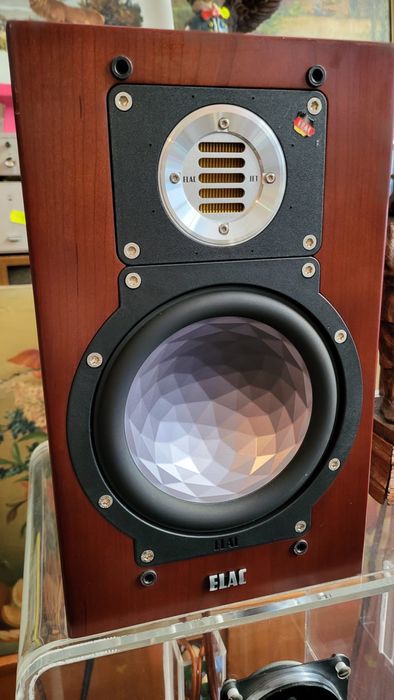 Elac BS 244 kolumny głośnikowe