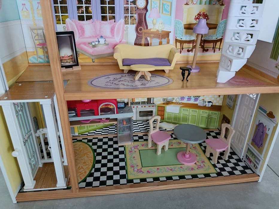 Domek dla lalek Barbie KidKraft Bella Kaylee