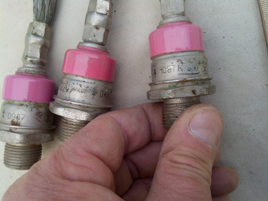 Диод ДЛ161-200 без радиатора