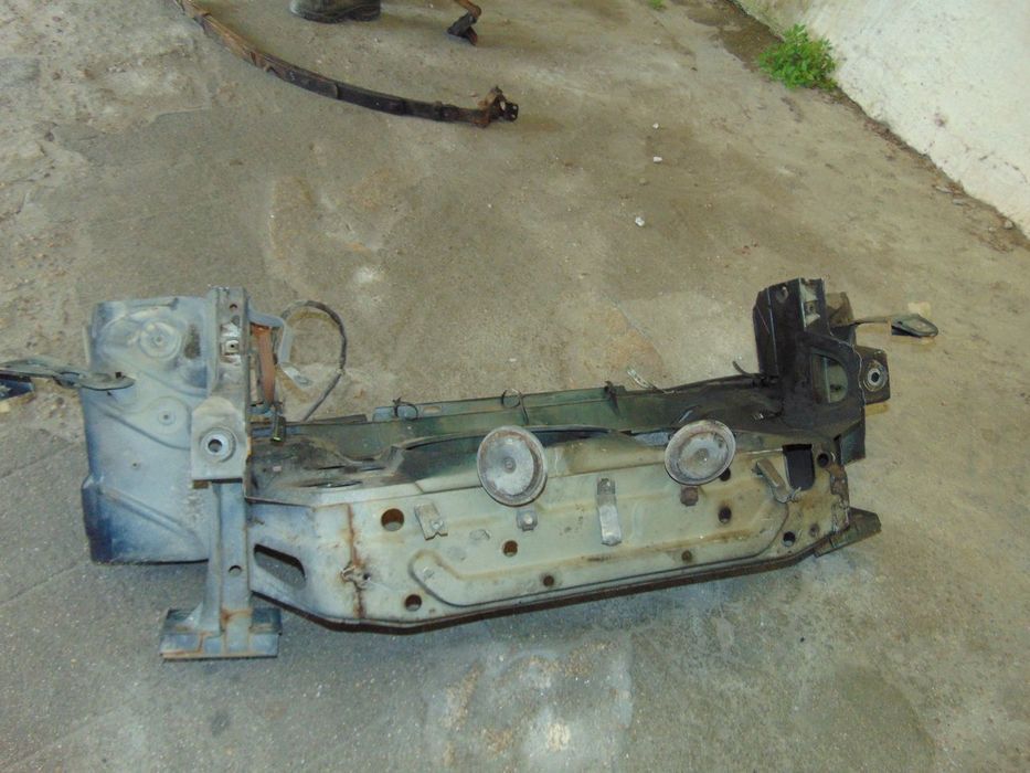 Volvo 480 frente de chapa " usado em bom estado