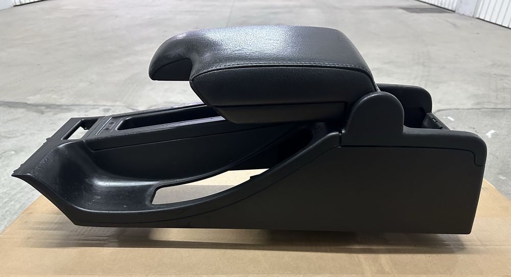 Apoio de braço + consola central Bmw E46 Série 3 Sedan, E46 Touring, E46 Compact de 1998 a 2005