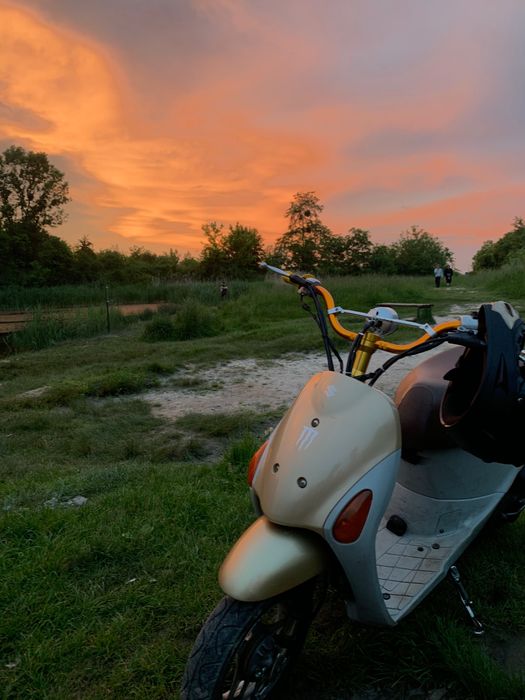 Скутер suzuki lets4