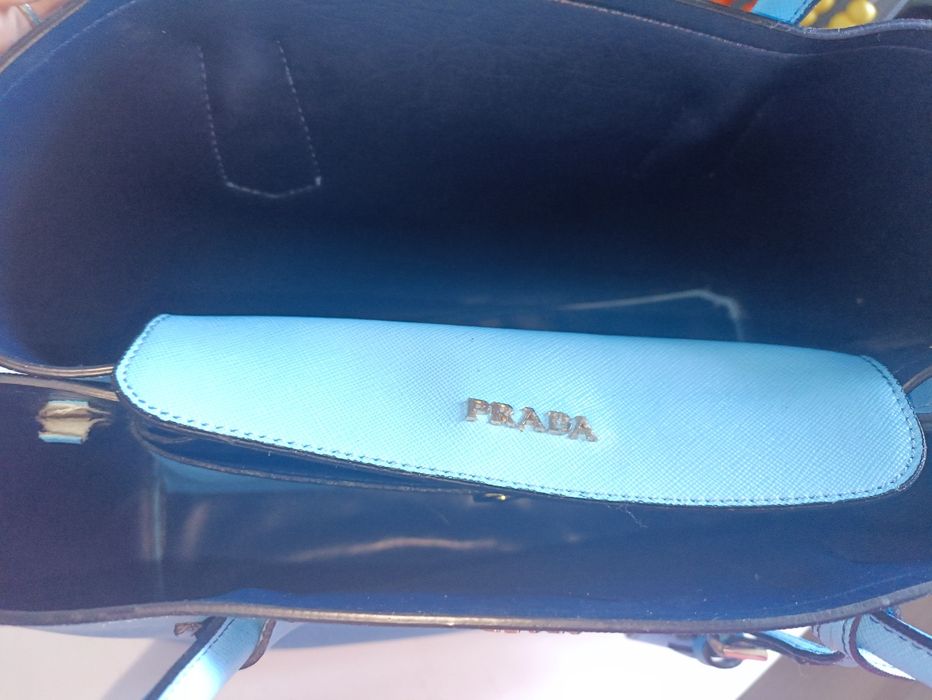 Жіноча сумка Prada