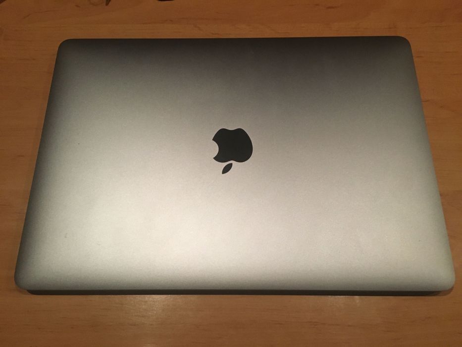 MacBook Pro 2017 13" 8GB 256 SSD