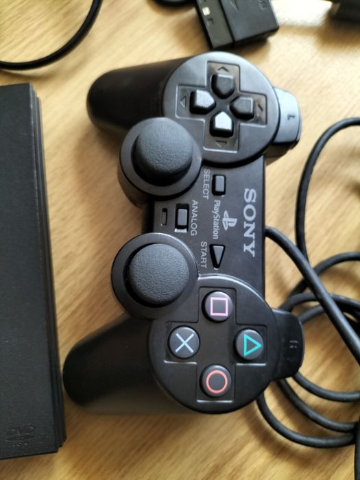 PlayStation 2 com comando