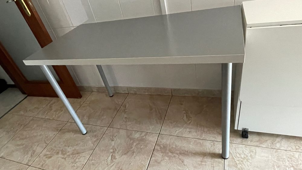 Vendo mesa como nova