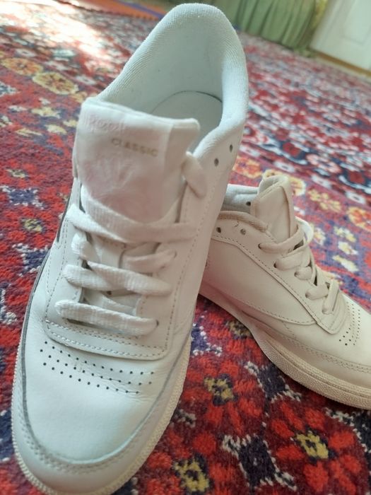 Продам дуууже класні кроси