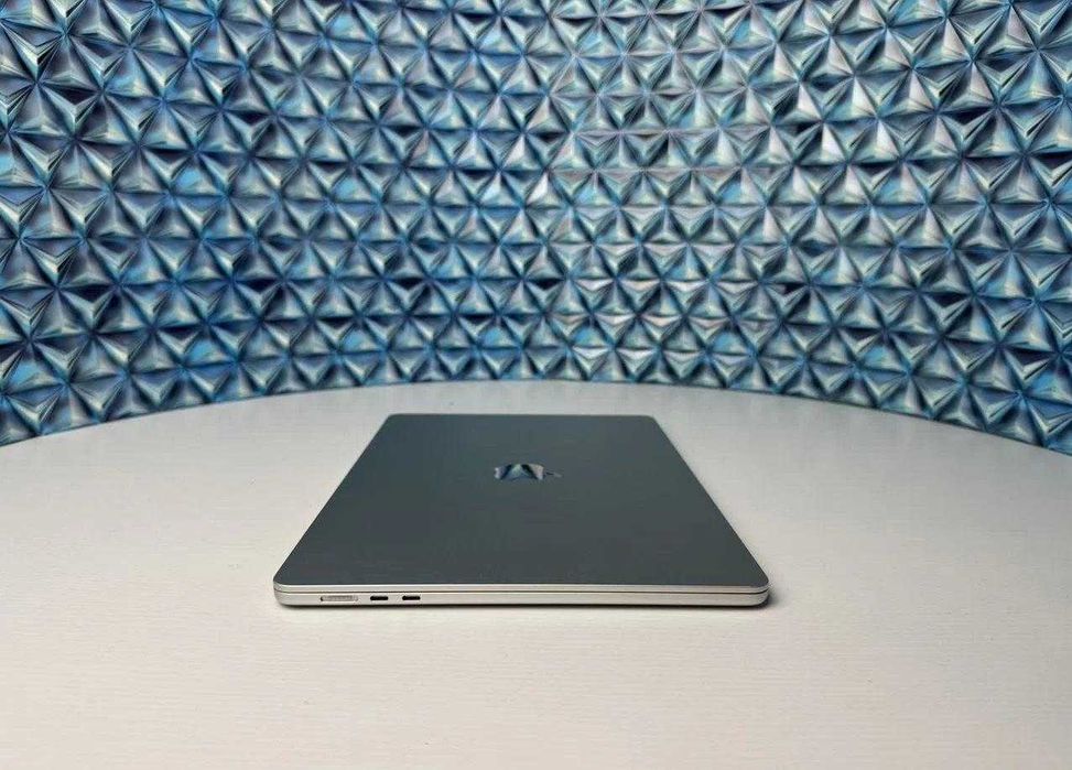 MacBook Air 15 2025 M4/16/512 Siver