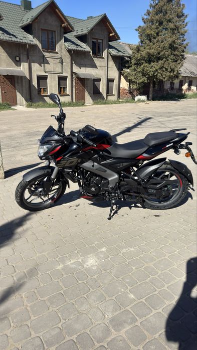 Мотоцикл bajaj pulsar ns200