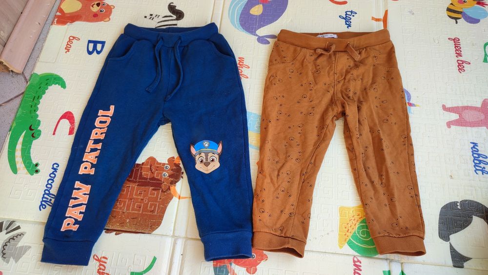 Продам пакет одягу штани на хлопчика костюм sinsay 86-92