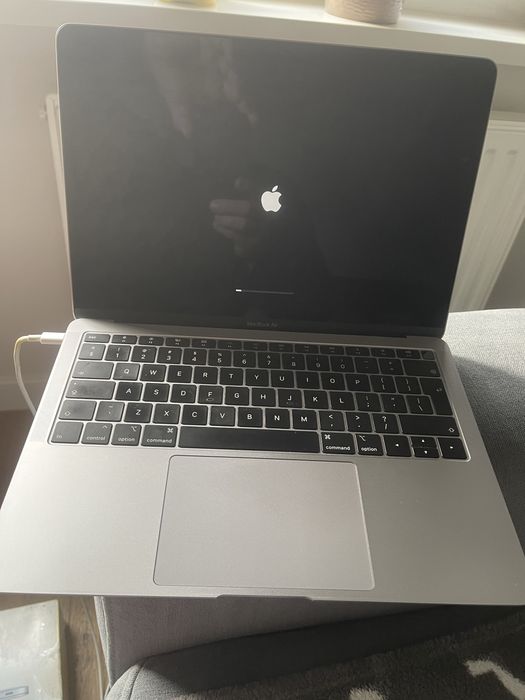 Laptop MacBook Air