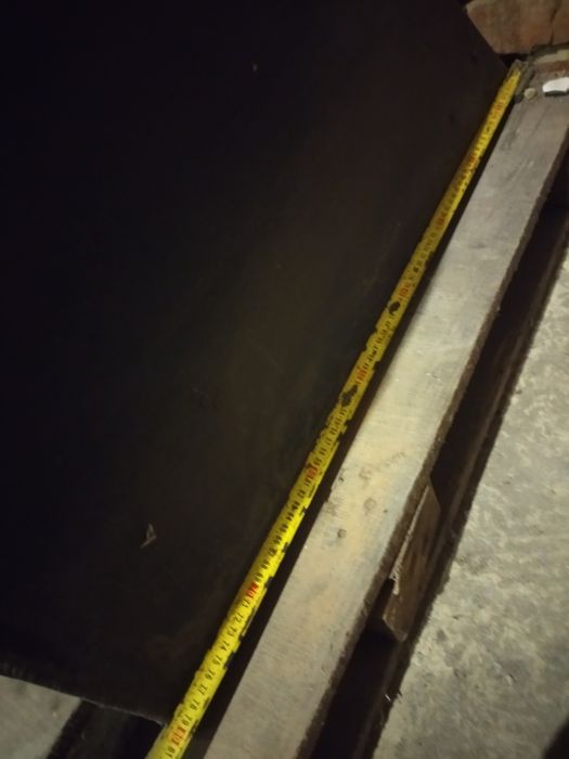 Навантажувач на задню навіску