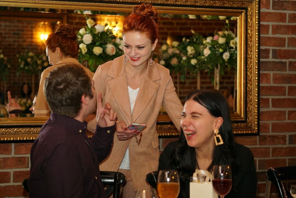 Музика тамада, ведущая на весілля, рочок, випускний, ювілей, хрестини