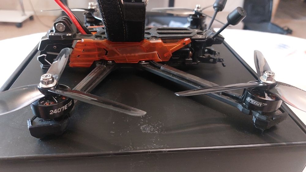 Fpv geprc vapor d6 dji o4pro erls 2.4 lipo- lion
