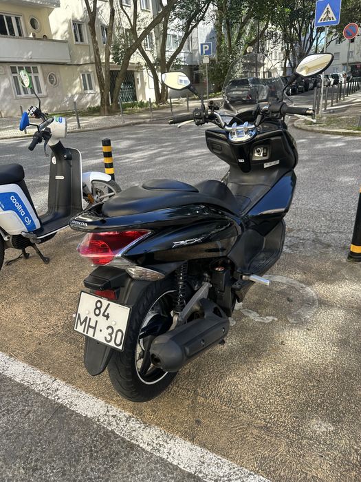Honda PCX125 otimo estado
