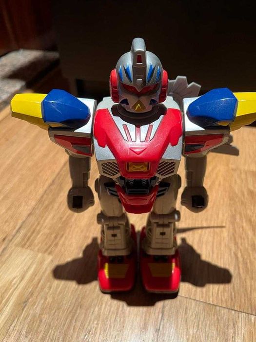 Robô a pilhas para meninos ou meninas