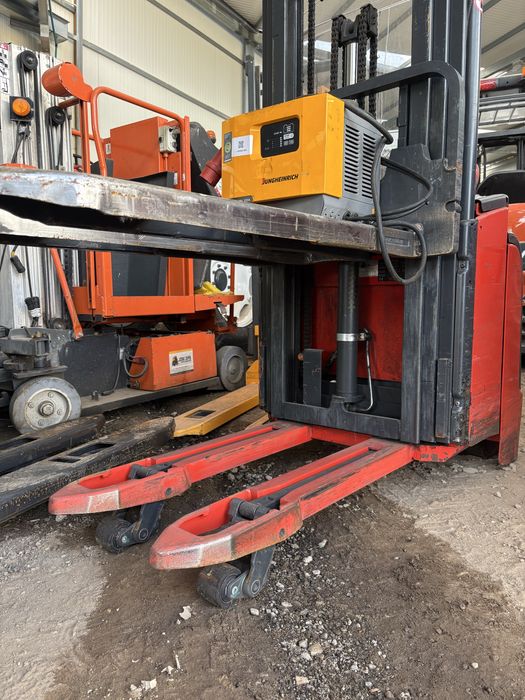 stacker fenwick L14