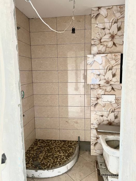 Продається двокімнатна квартира на Нижньому Масиві.
