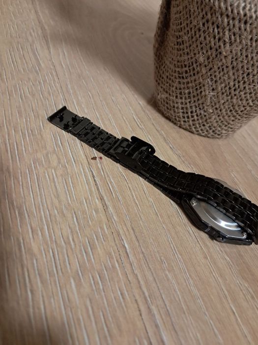 Продам наручные часы casio montana