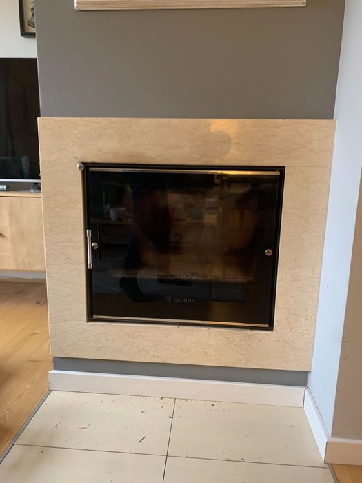 Kamienna Obudowa kominka