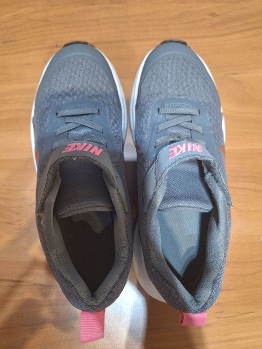 Buty Nike rozm. 33