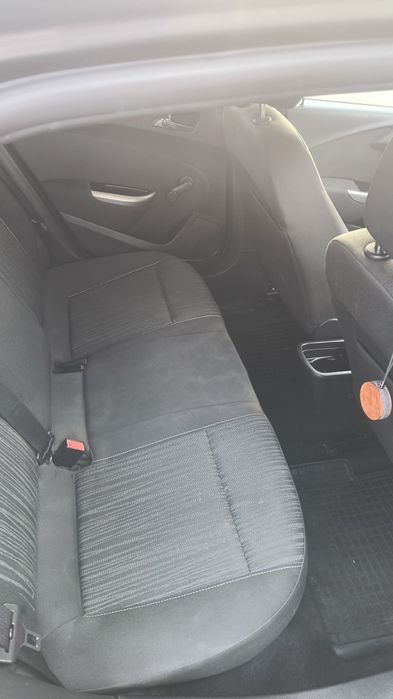 Opel Astra J 2011 rok.